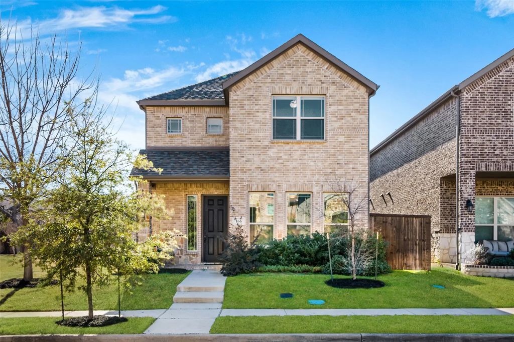166 Mccartt Drive, Lewisville