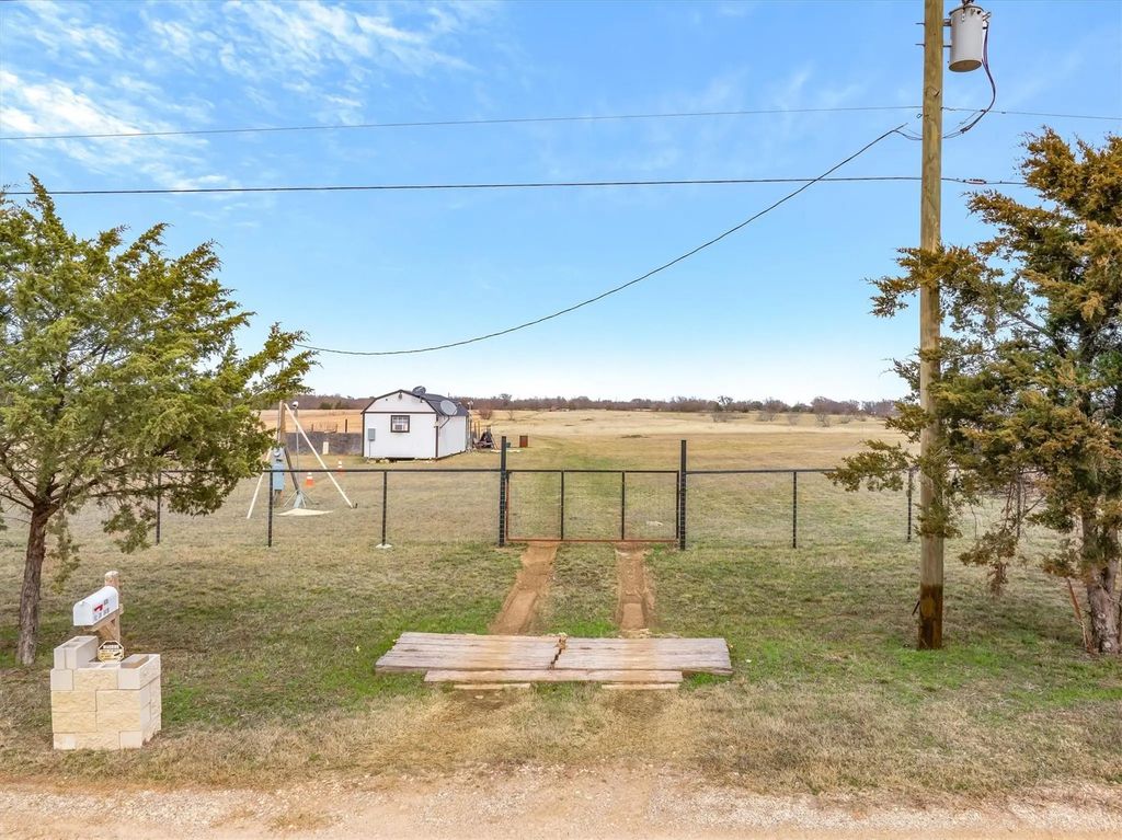635 Vz County Road 3410 Road, Wills Point