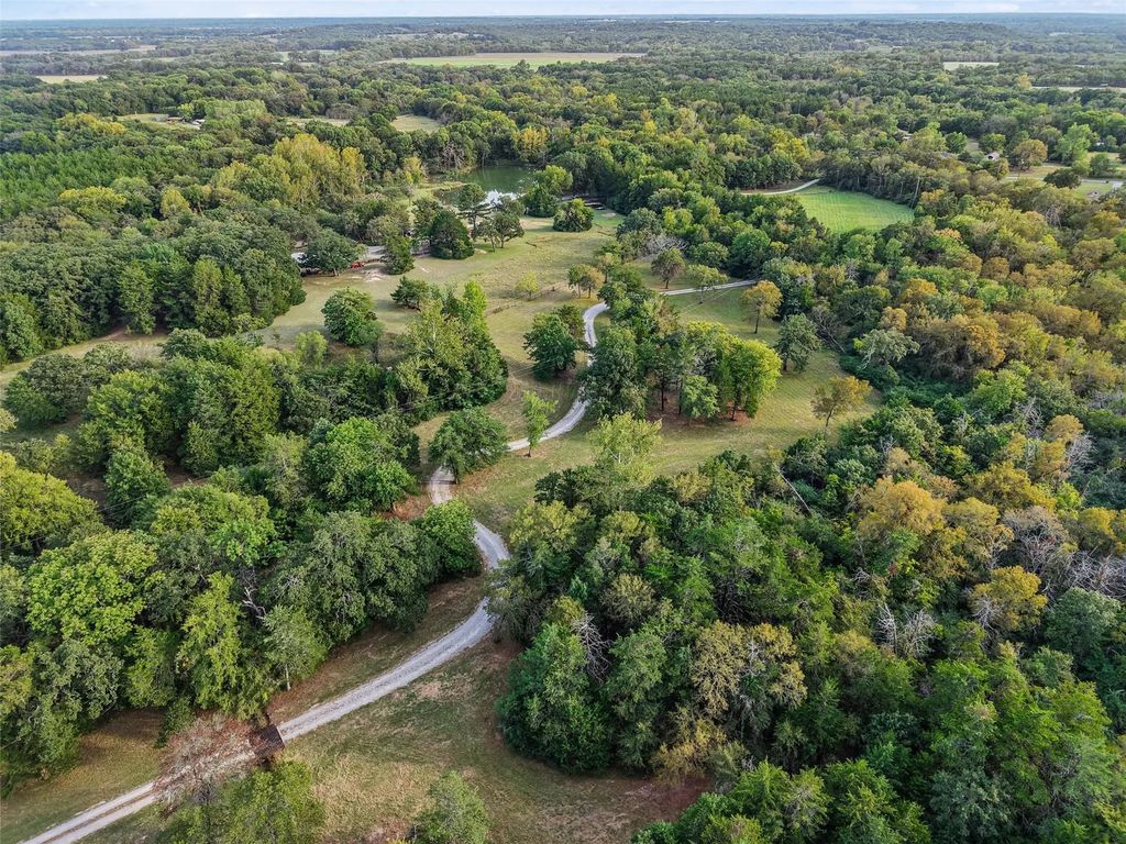 411 Hidden Meadows Lane, Denison