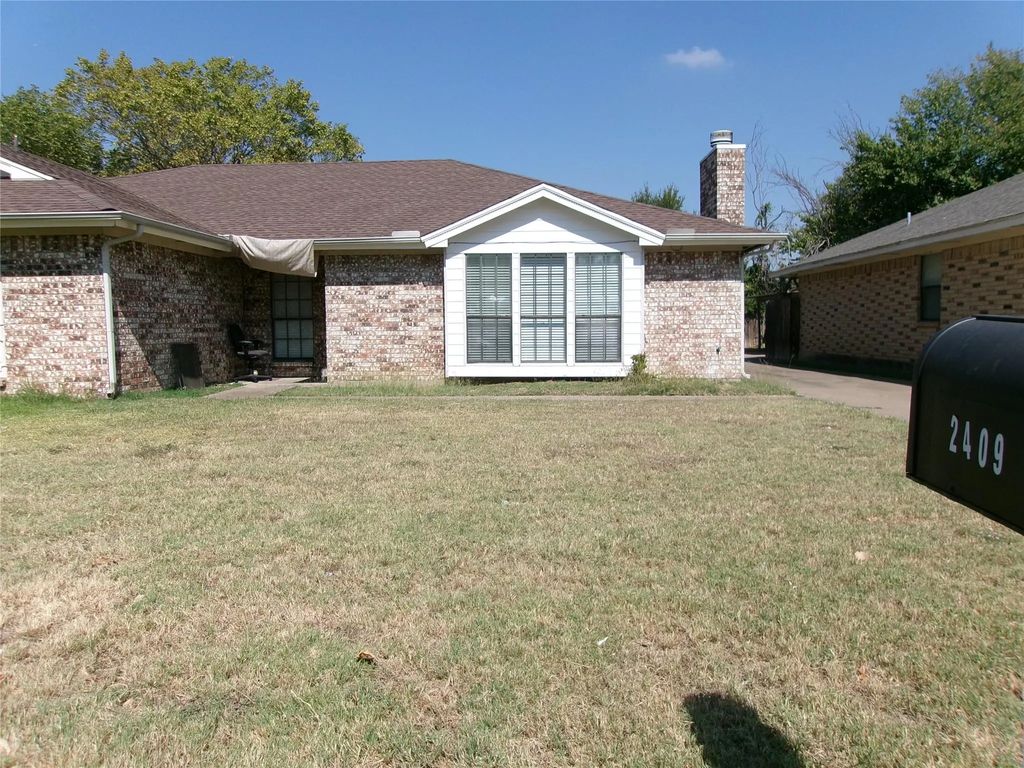 2409 Ventura Drive B, Arlington