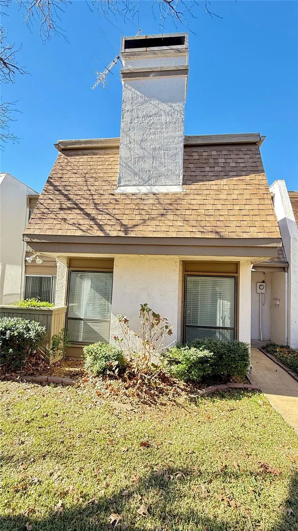 1850 Place One Lane, Garland
