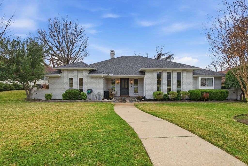 9034 Windy Crest Drive, Dallas
