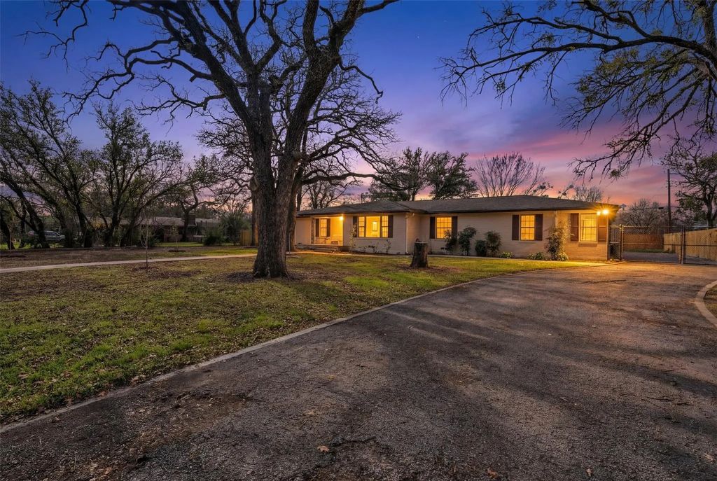 106 Lakeridge Road, Lakeside