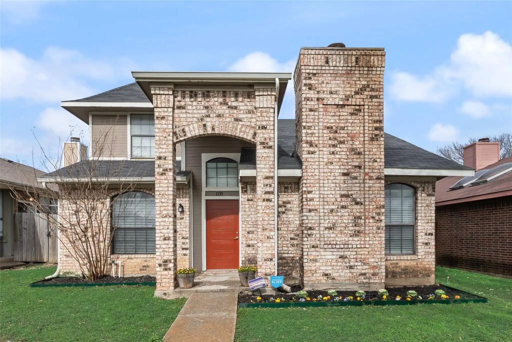 1135 Southpointe Drive, DeSoto