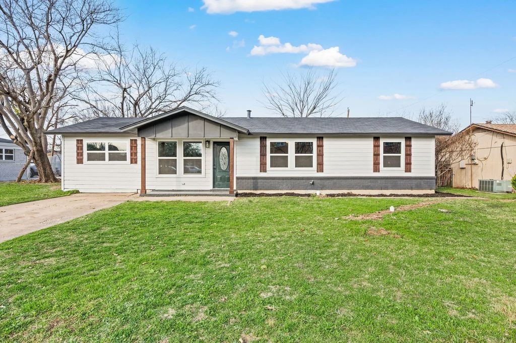 5221 Mack Road, Haltom City