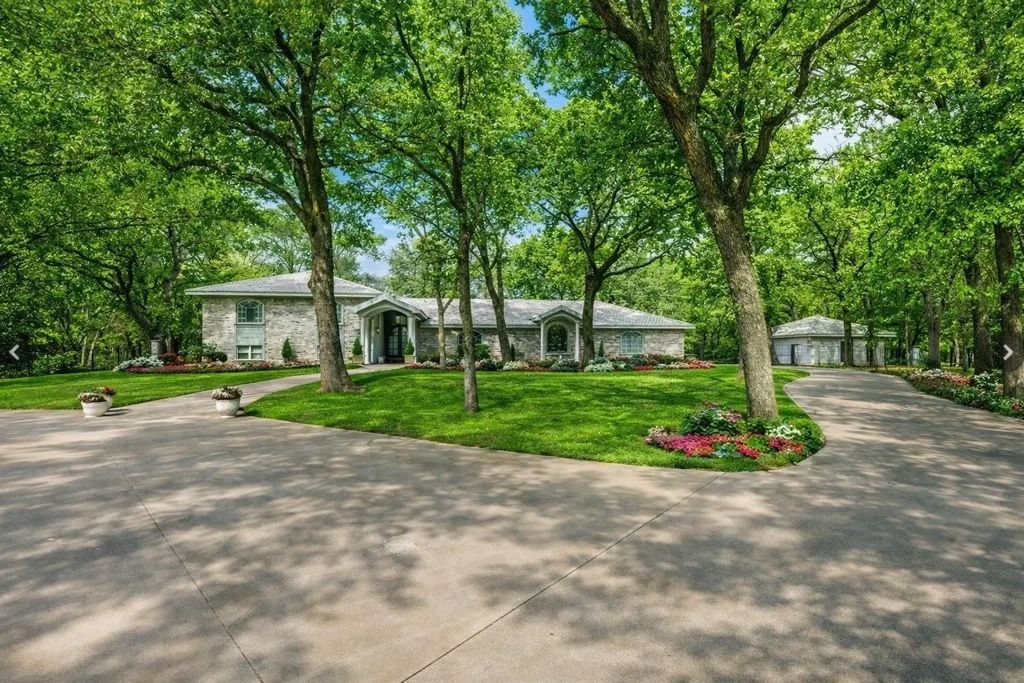2525 Canyon Creek Drive, Sherman