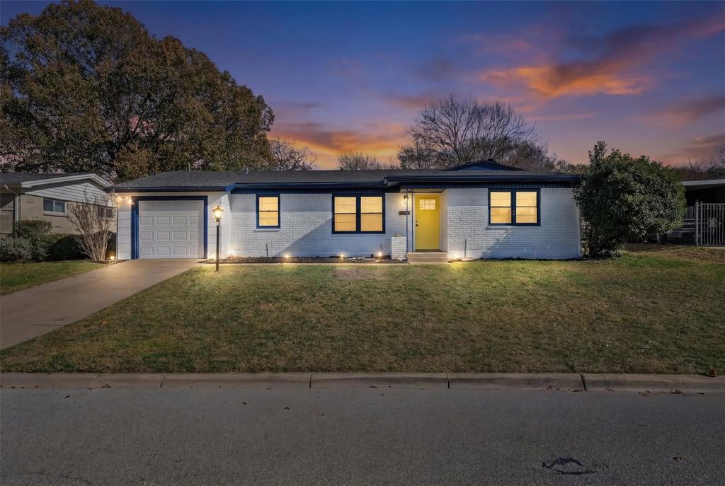 4937 Rutland Avenue, Fort Worth