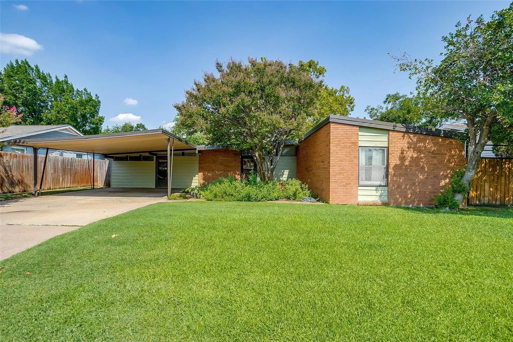 4913 Rutland Avenue, Fort Worth