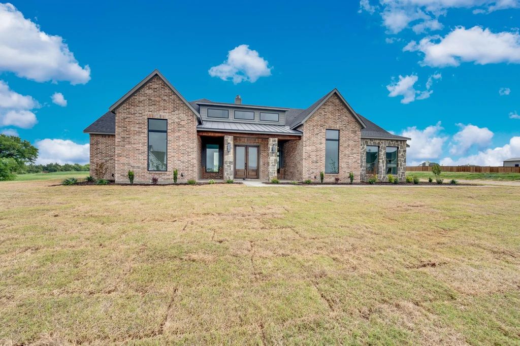 6220 Cedar Elm Road, Midlothian