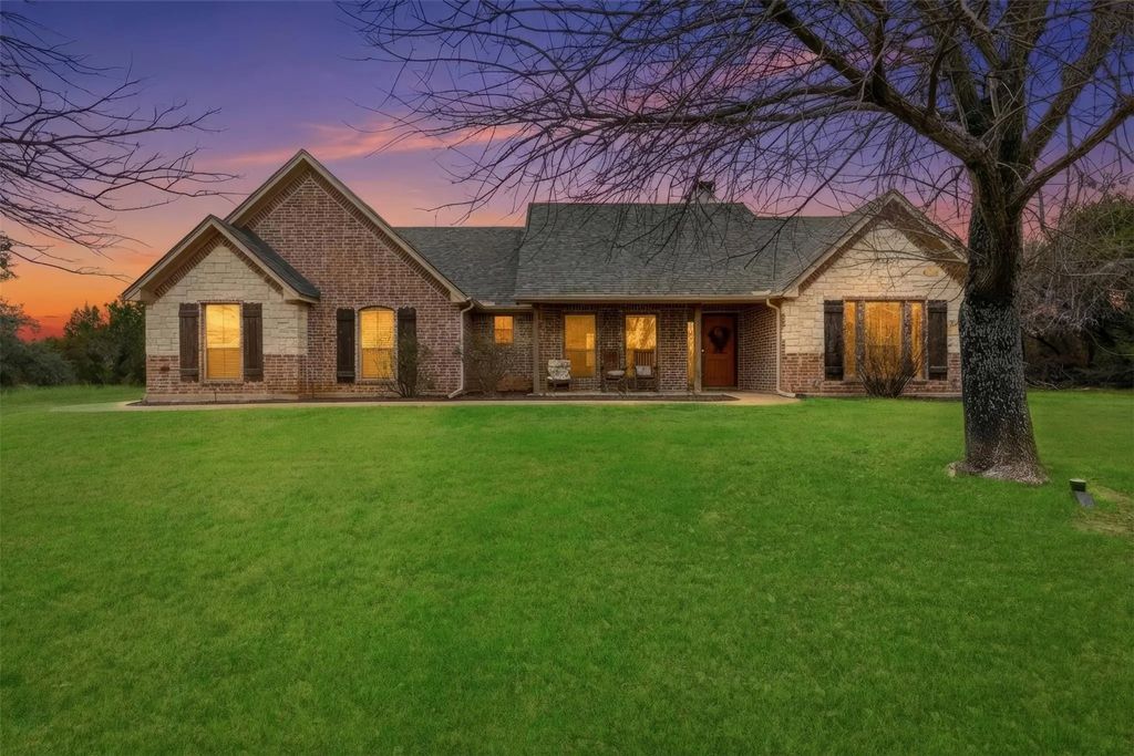 2900 Davis Road, Granbury