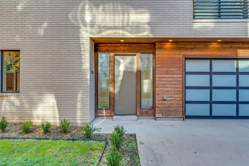 3388 Anchor Court, Dallas