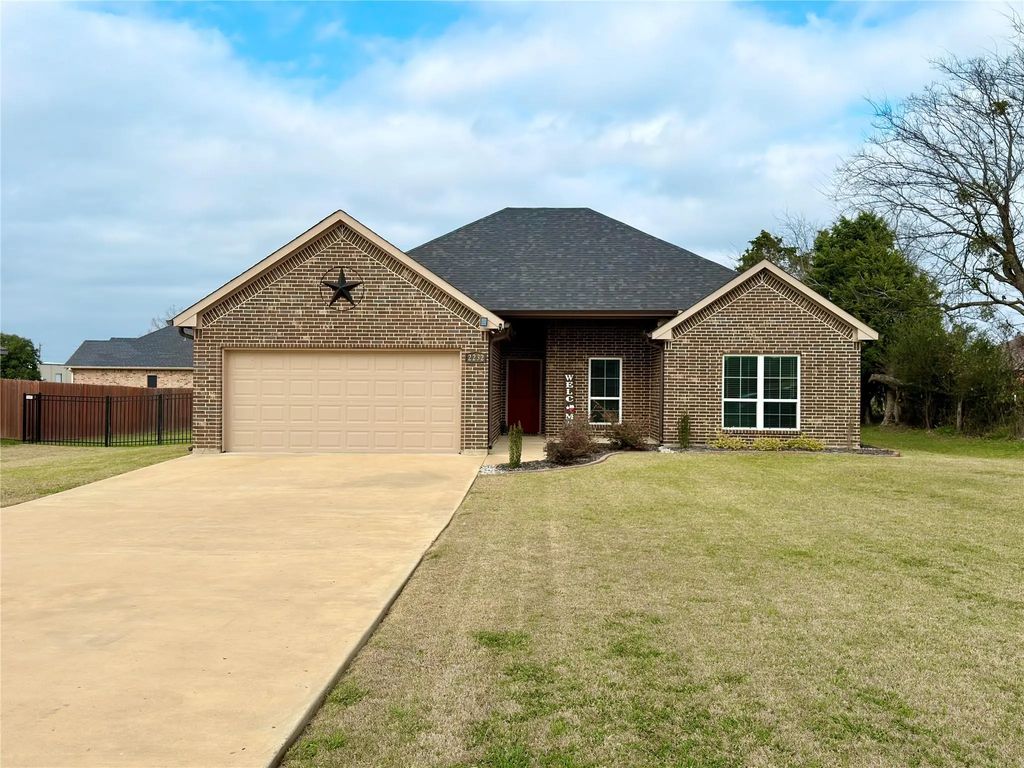2232 Samuel Street, Mabank