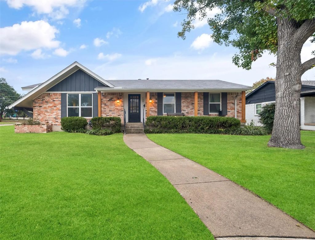748 Vinecrest Lane, Richardson