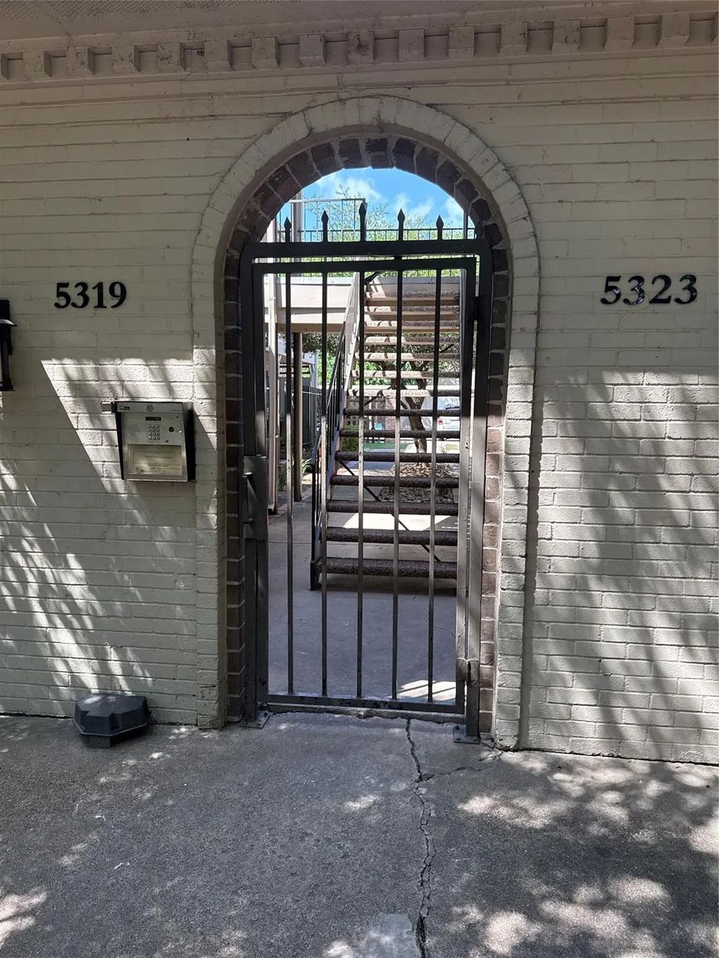 5323 Fleetwood Oaks Avenue 156, Dallas