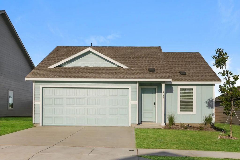 2741 Mistwood, Benbrook