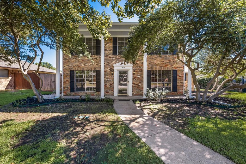 2404 Heather Hill Lane, Plano