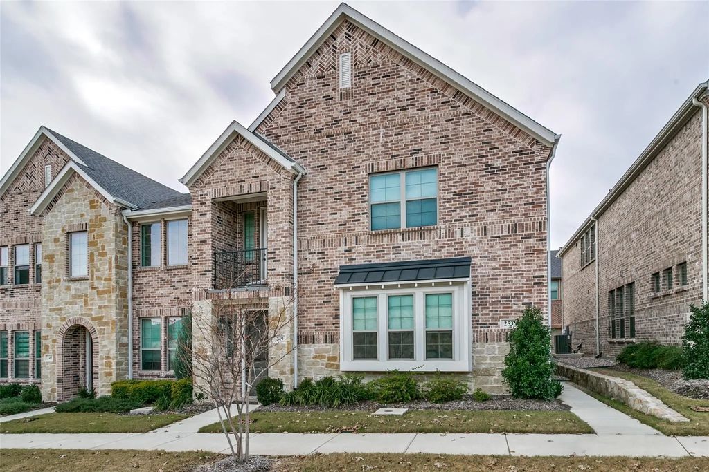 253 Mcconathy Way, Flower Mound