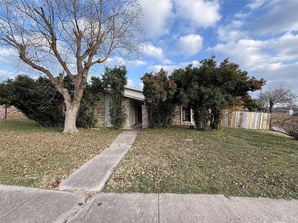 3502 Clover Meadow Drive, Garland