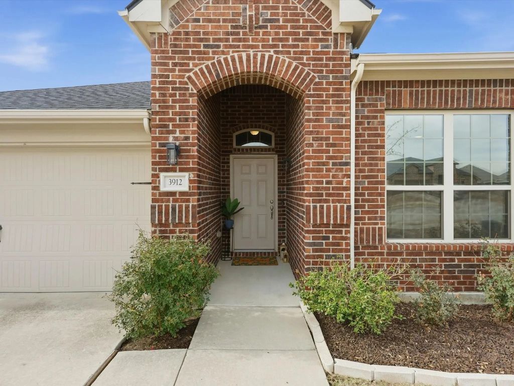 3912 Montecristo Lane, Sanger