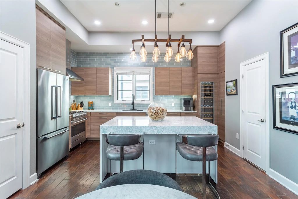 3210 Carlisle Street 36, Dallas