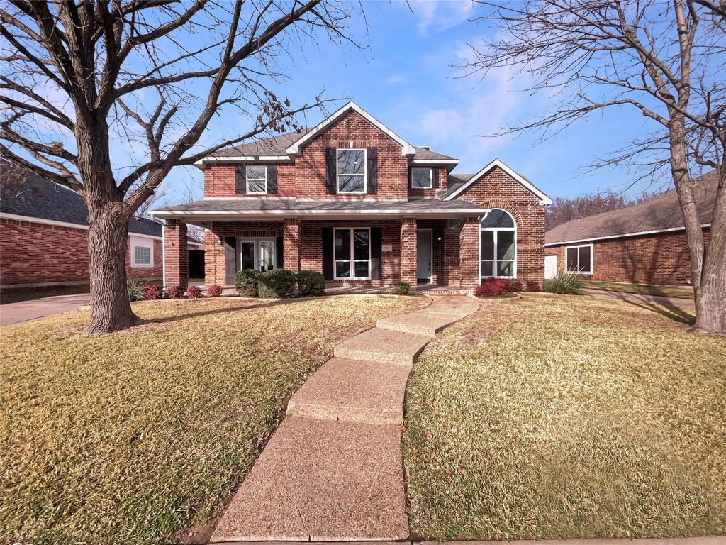 135 Sherwood Drive, Murphy
