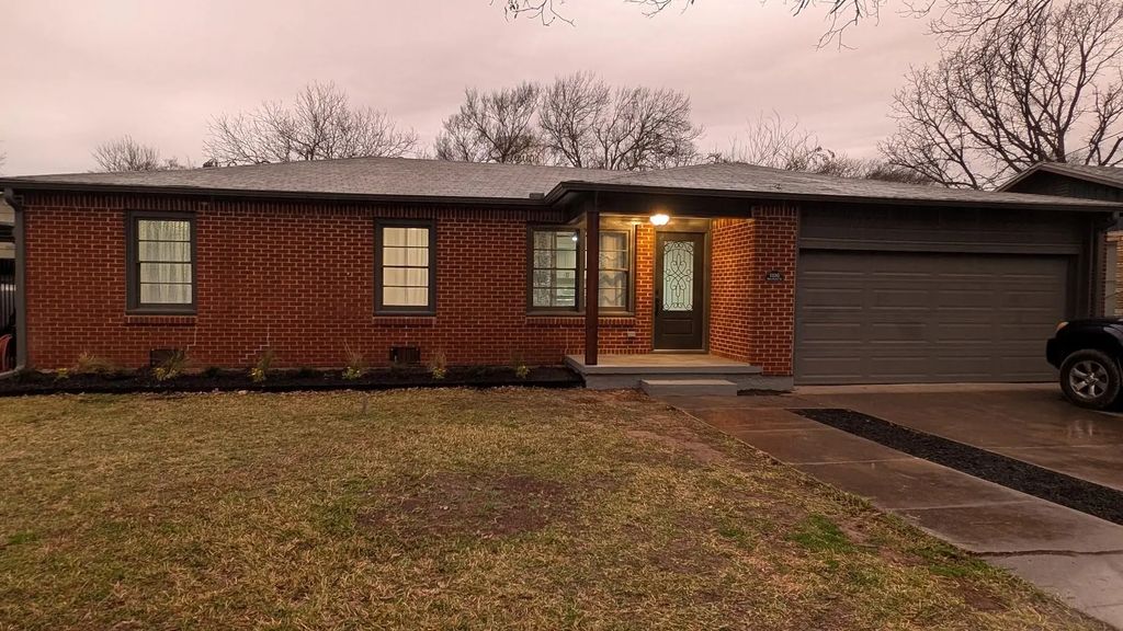1116 Maxfield Street, Bellmead
