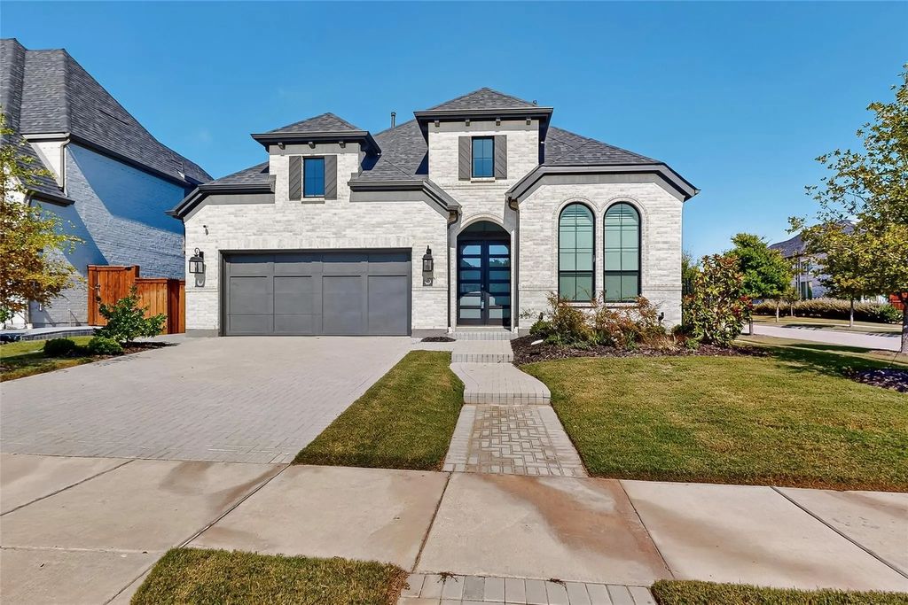 15592 Songbird Street, Frisco