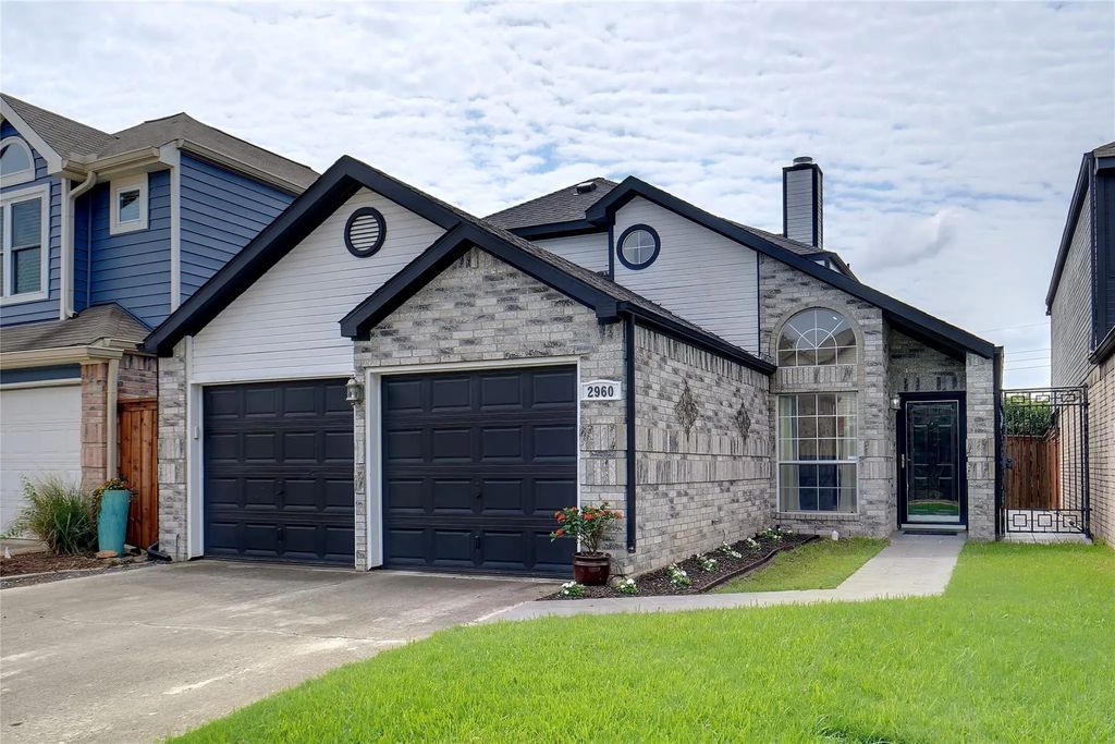 2960 S Bend Drive, Dallas