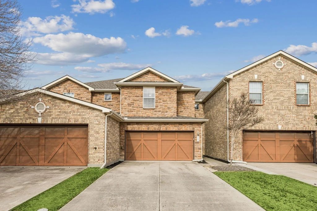 5965 Lost Valley Drive, The Colony