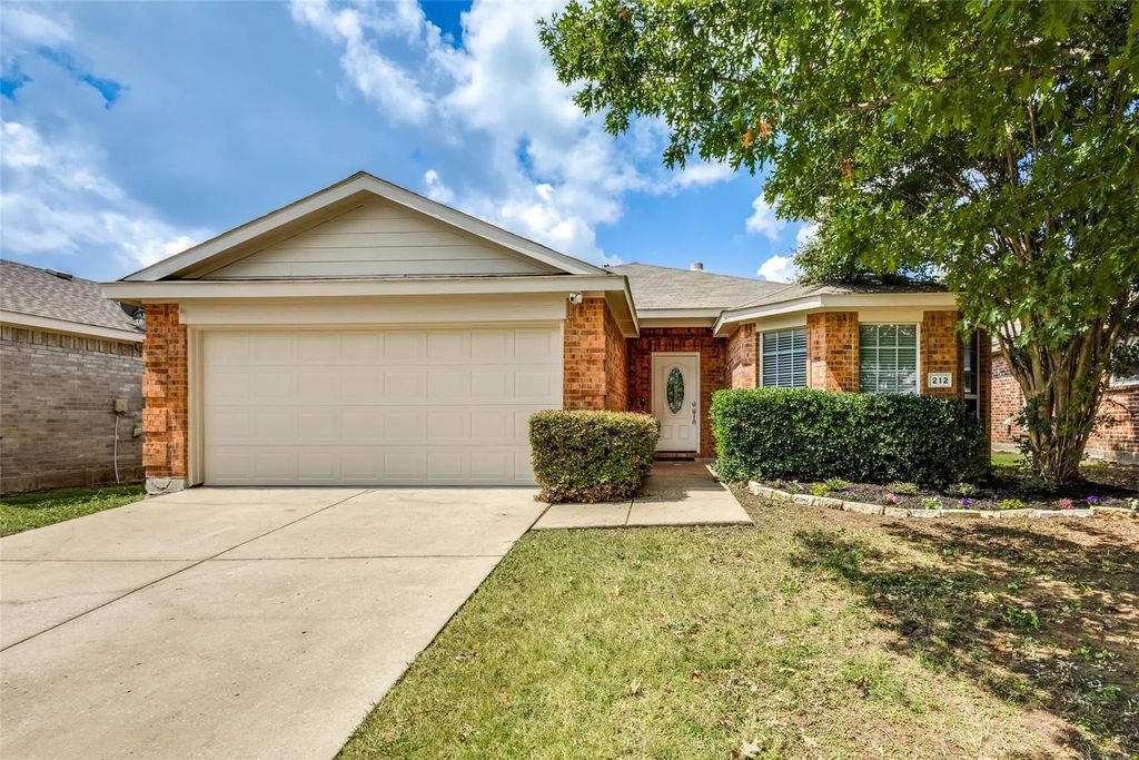212 Bonsai Drive, Anna