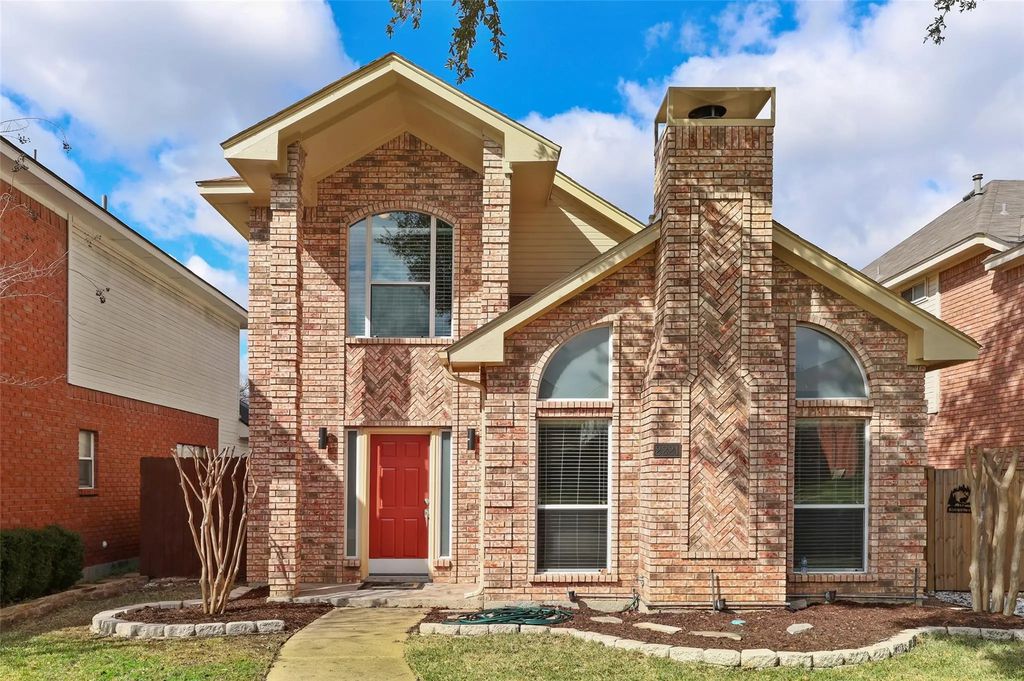 2221 Meadowstone Drive, Carrollton