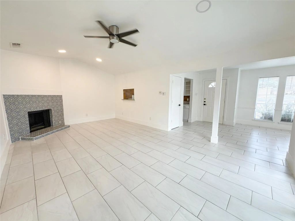 7528 Thistle Lane, Dallas