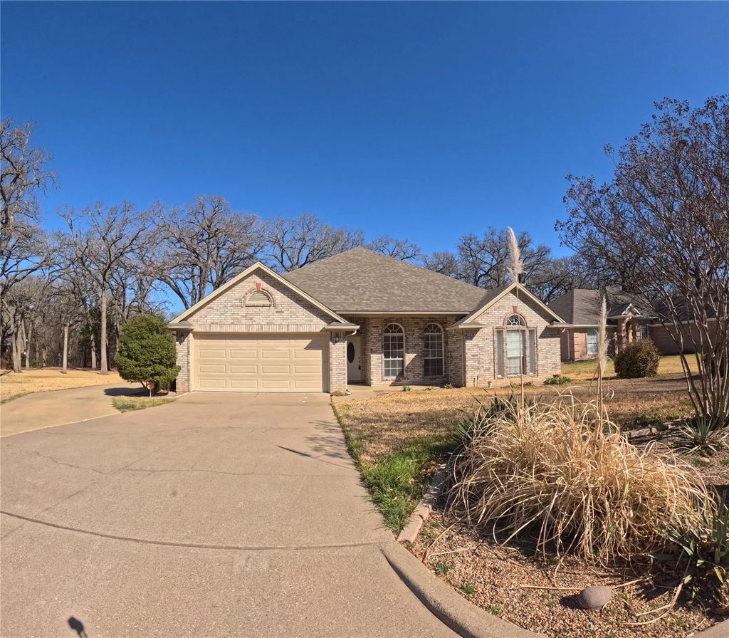 1205 Timber Creek Drive, Weatherford