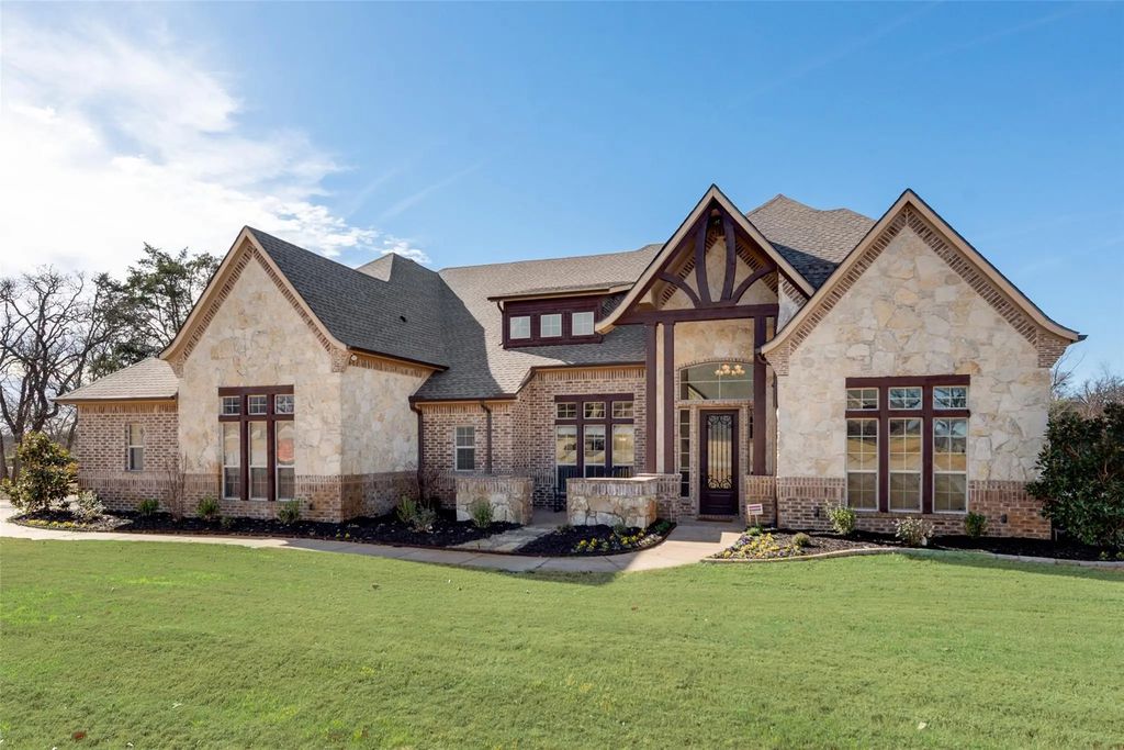 7349 Cabot Estates Drive, Mansfield
