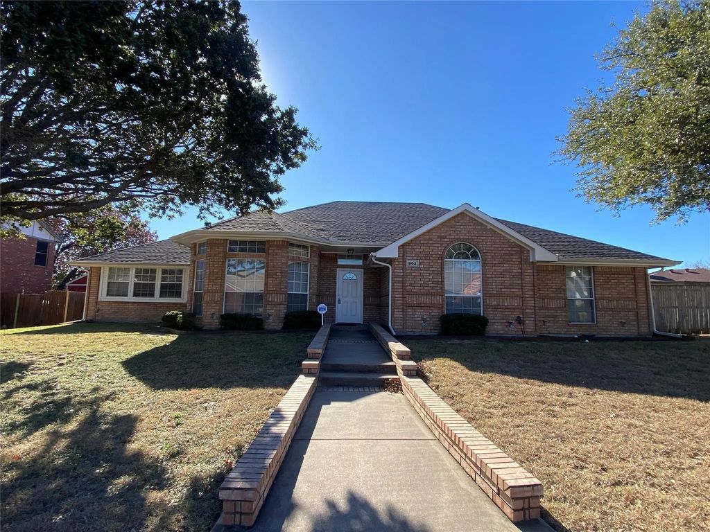 903 Breckenridge Drive, DeSoto