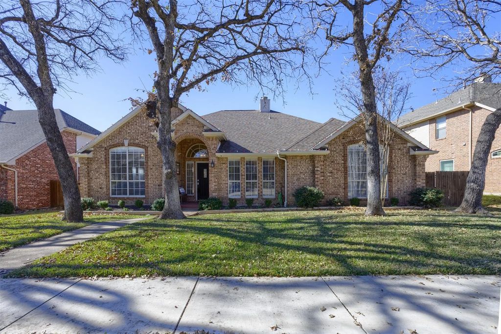 1530 Highland Lakes Drive, Keller