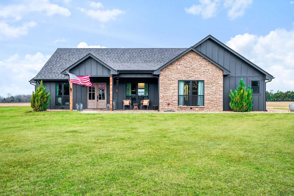 177 Cr 33700, Sumner