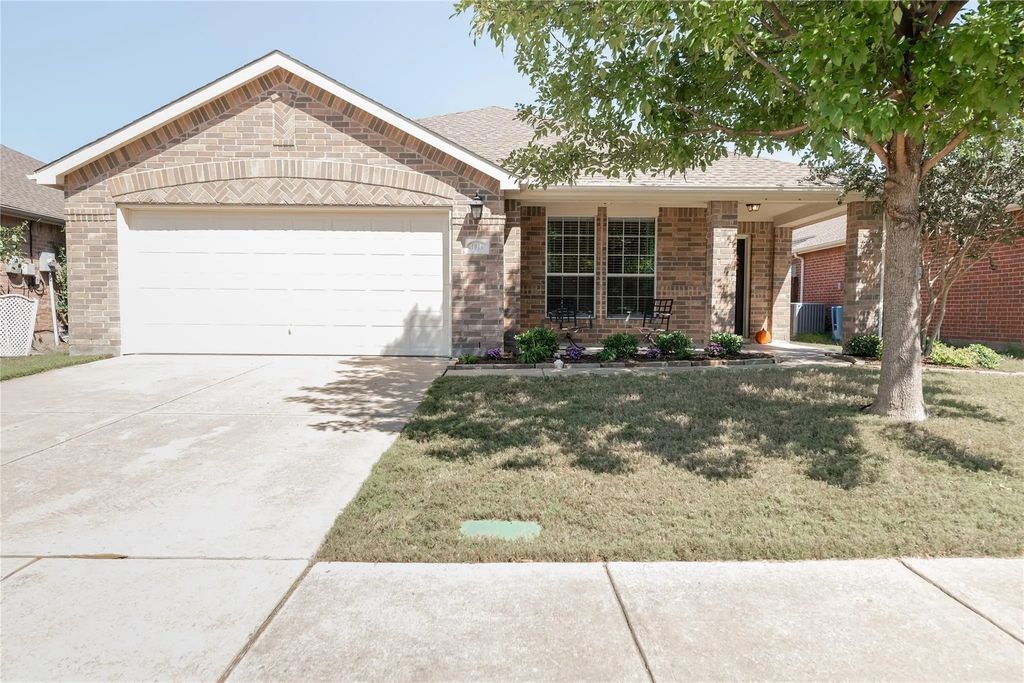 1016 Ingram Drive, Forney