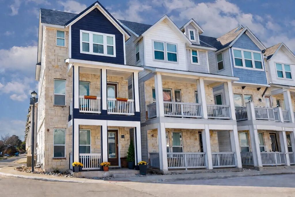 227 Lanyard Drive, Lewisville