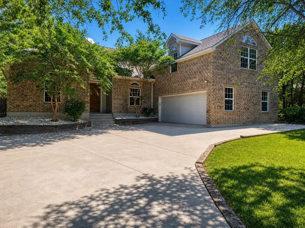 2914 San Gabriel Drive, Granbury