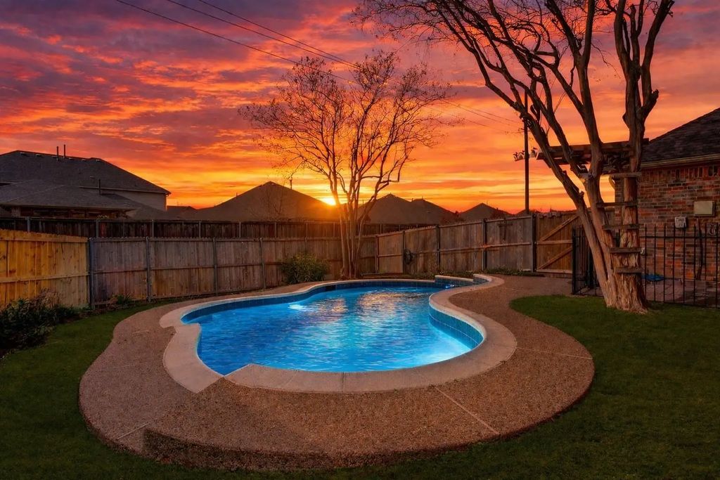 6613 Springmeadow Lane, Rowlett