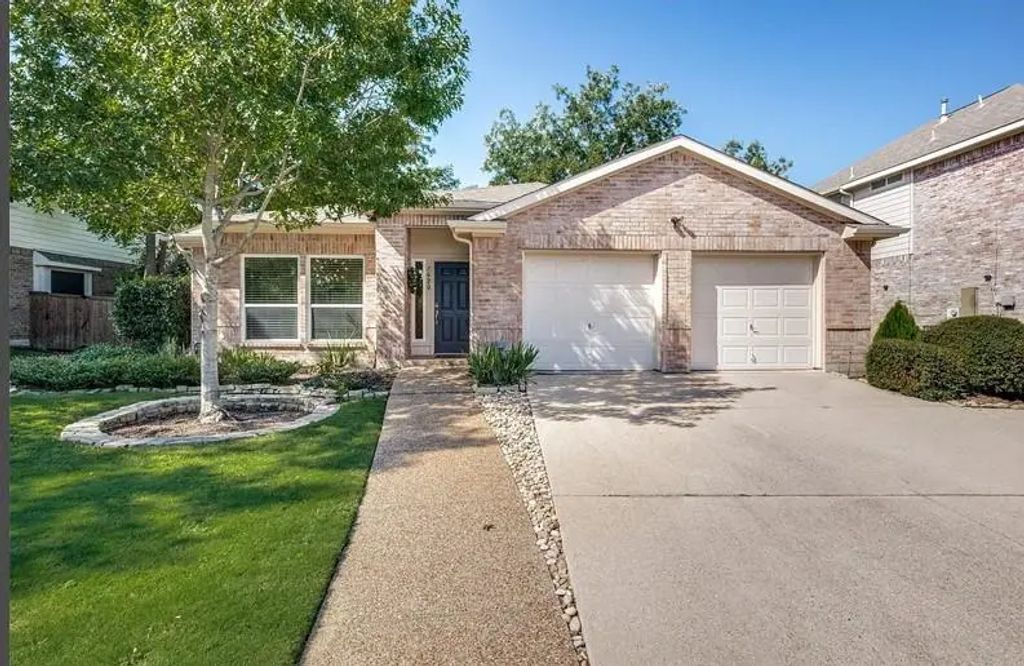 7620 Waterside Place, Denton