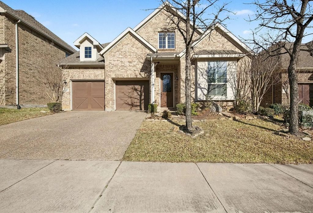 11833 Serenity Hill Drive, Fort Worth
