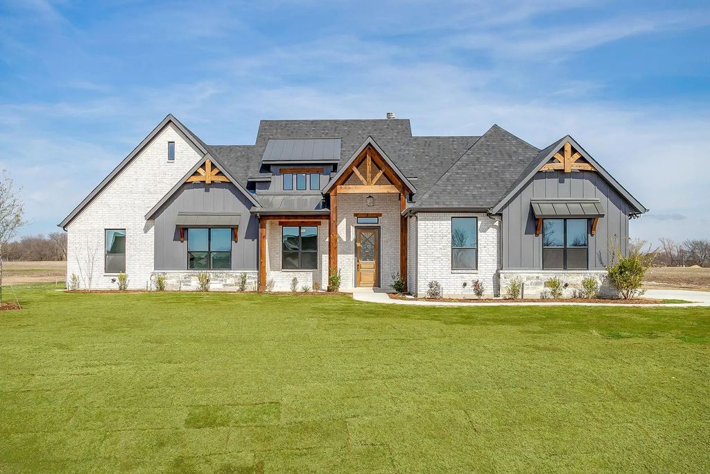 410 Olson Road, Waxahachie