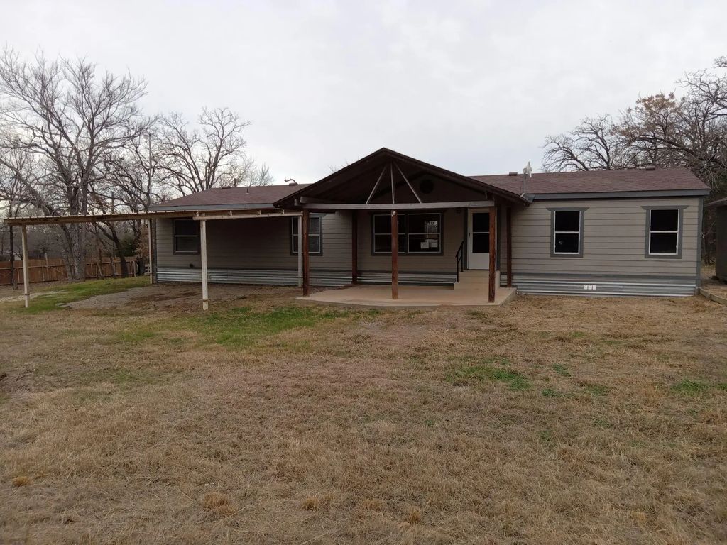 7208 Timber Road, Alvarado