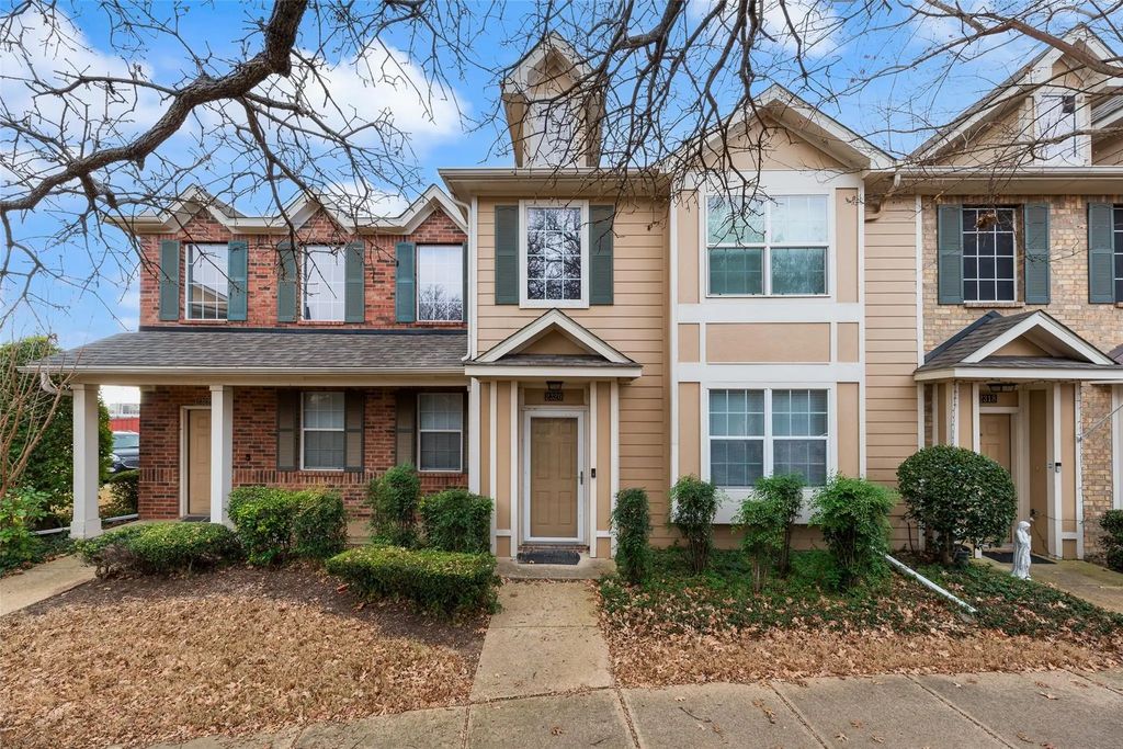 2320 Durango Ridge Drive, Bedford