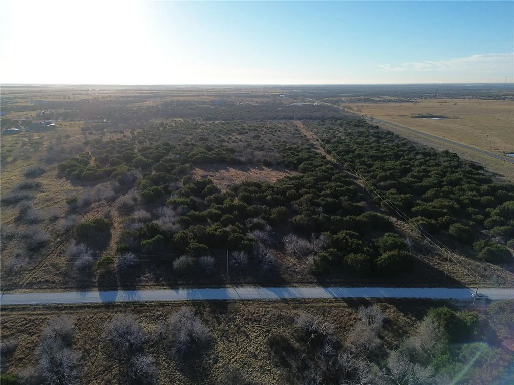 Private Road 198, Blum