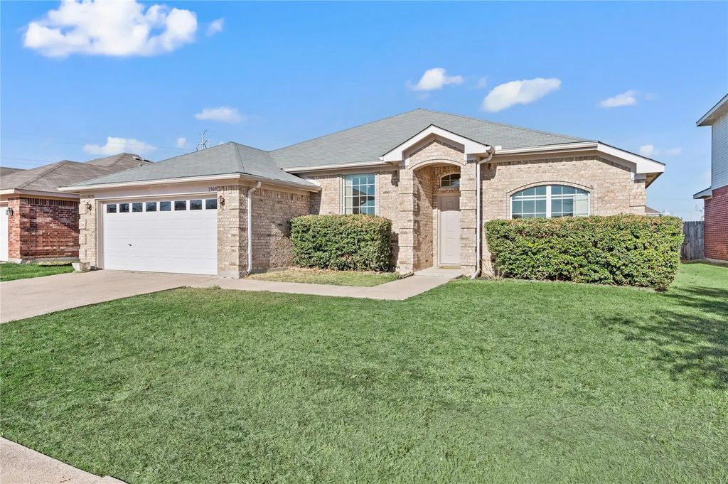 1509 Powder Horn Lane, Arlington