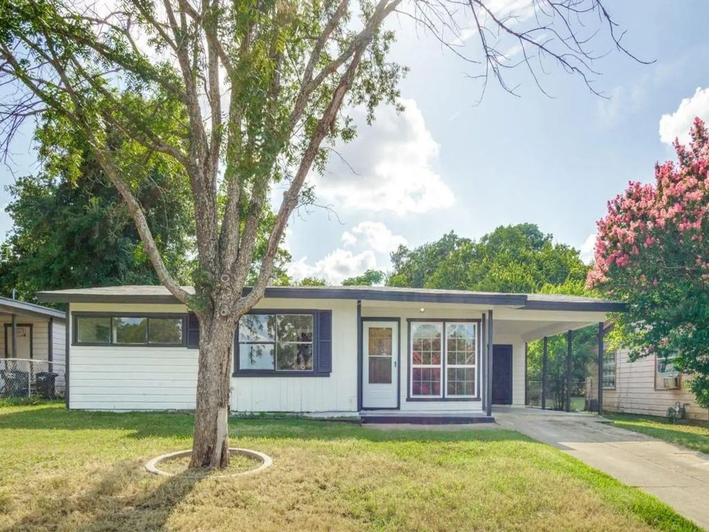 3012 Crouch Street, Fort Worth