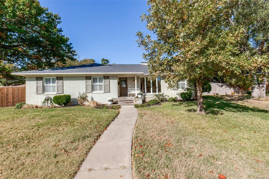 204 S Waterview Drive, Richardson